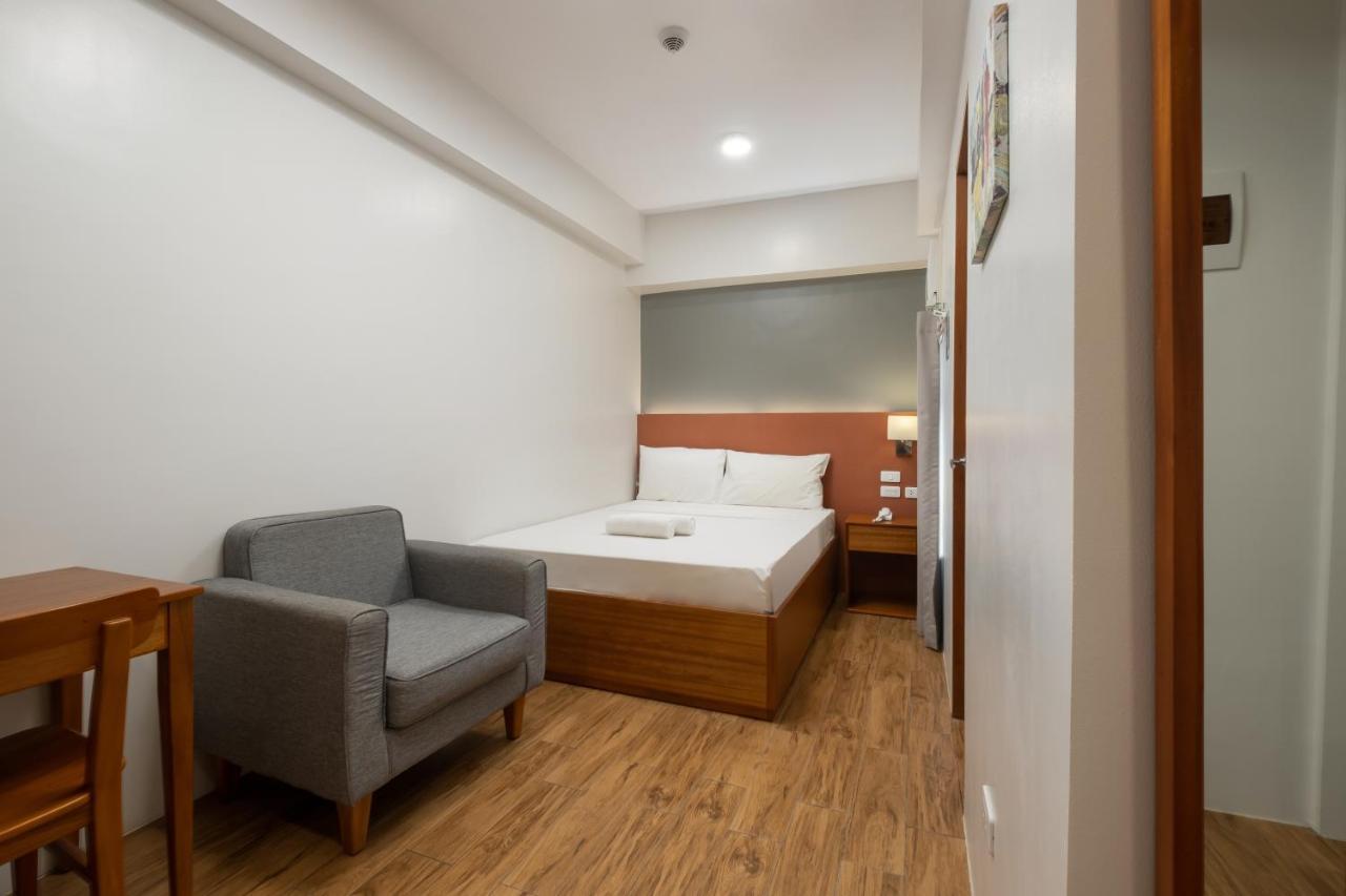 Ihotel Uptown Bgc Taguig Exteriör bild
