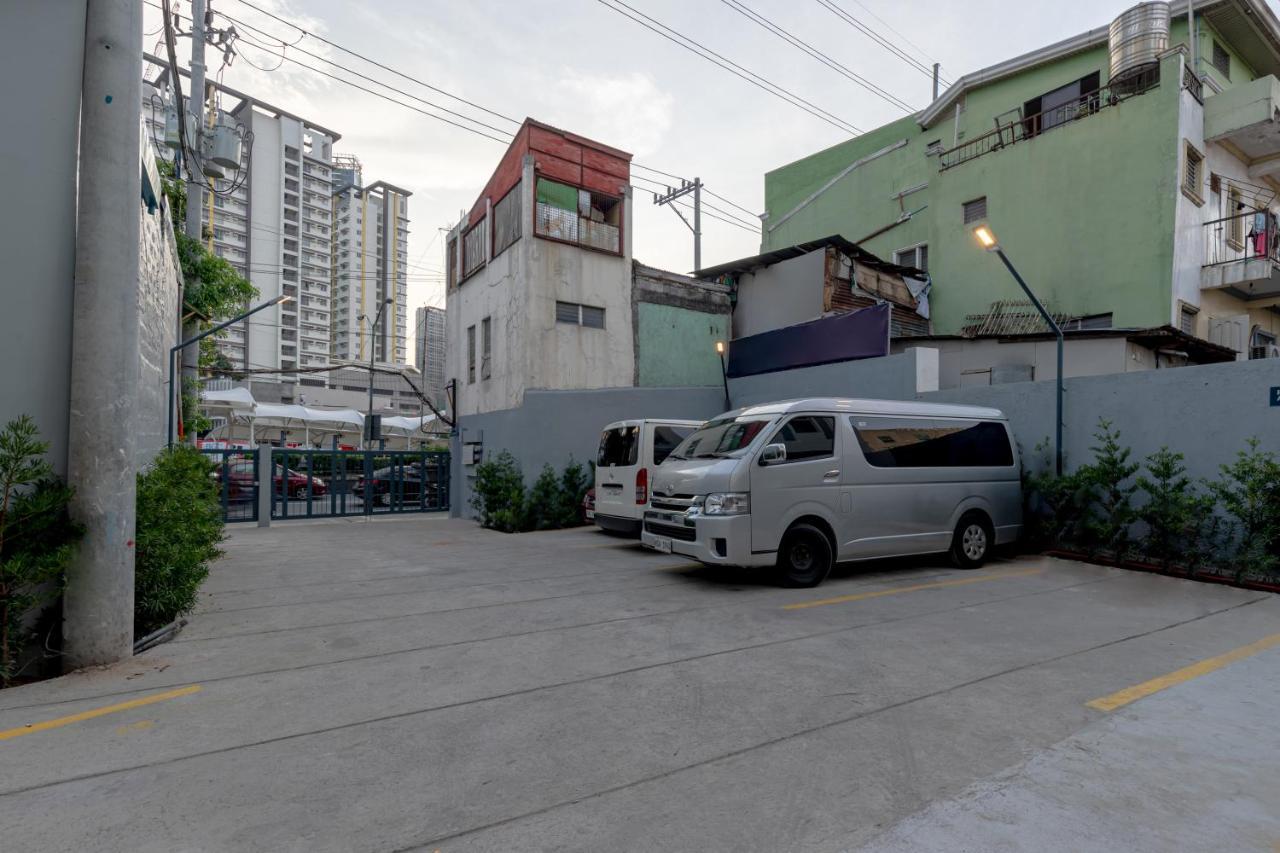 Ihotel Uptown Bgc Taguig Exteriör bild