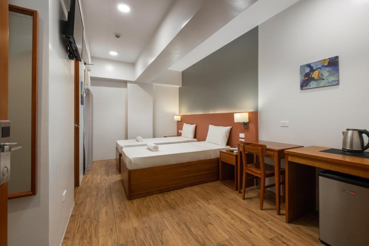 Ihotel Uptown Bgc Taguig Exteriör bild